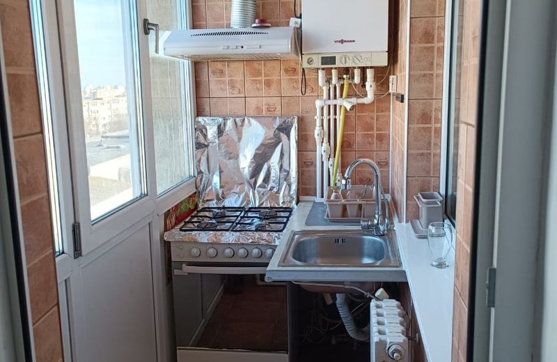 Rental of a budget 3-room apartment, 74 m², Tomis Nord, Constanța, Romania